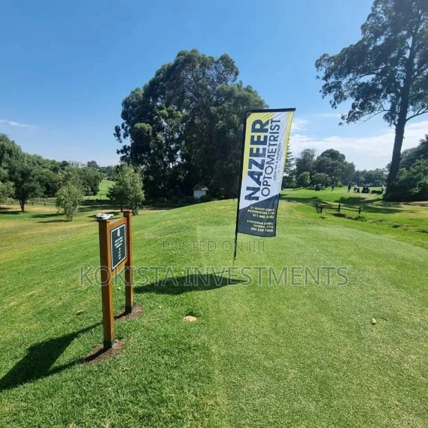 Telescopic Banners Printed on Both Sides - thumbnail 2