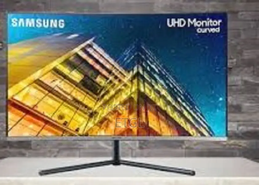 Samsung UR59C 32ich Curved Monitor