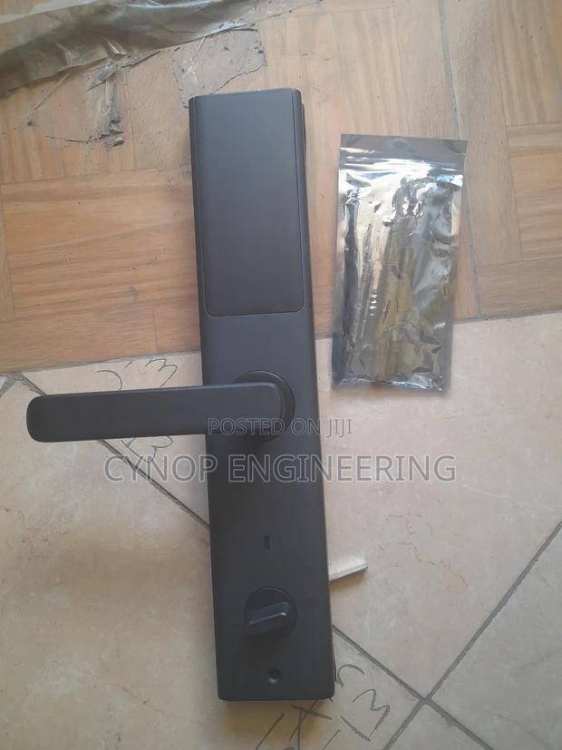 Affordable Locks for Airbnb Guests - main view