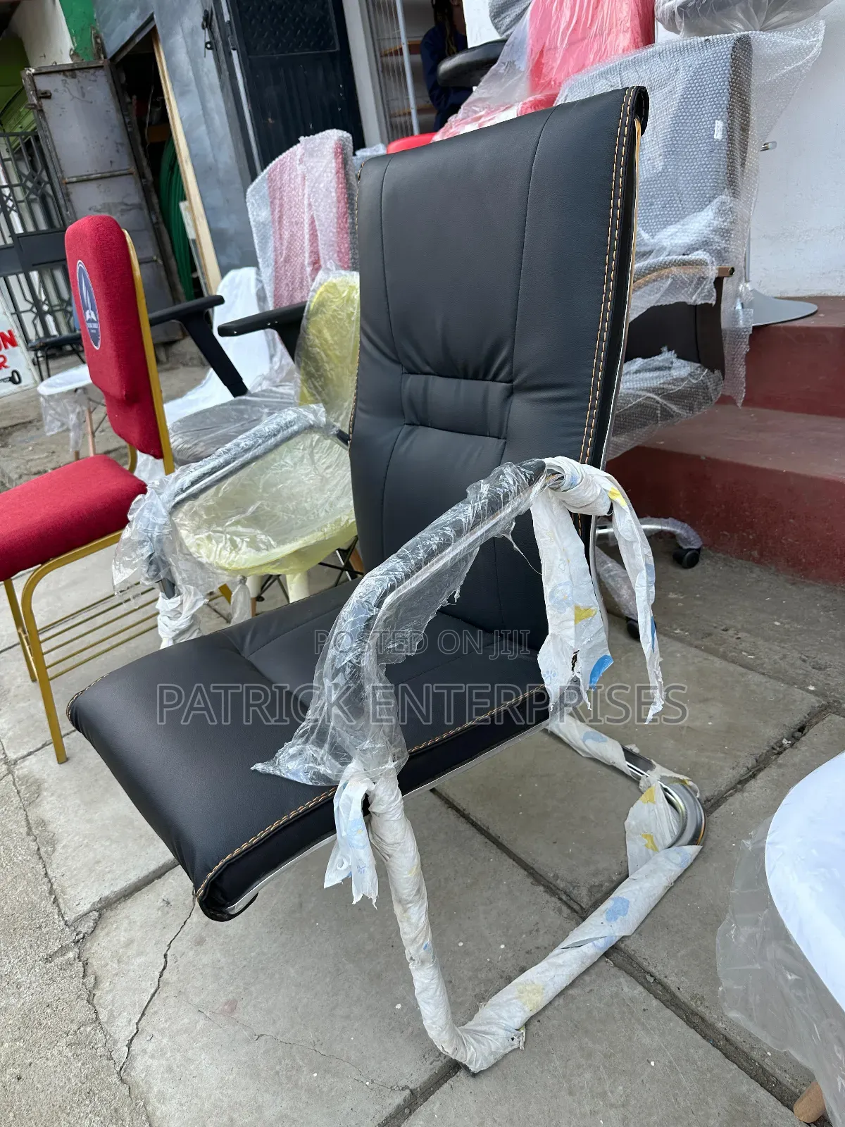 Executive Imported Office/Hospital Visitors Leather Chair