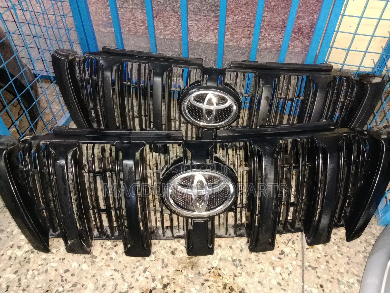 Toyota Prado 160 Grill