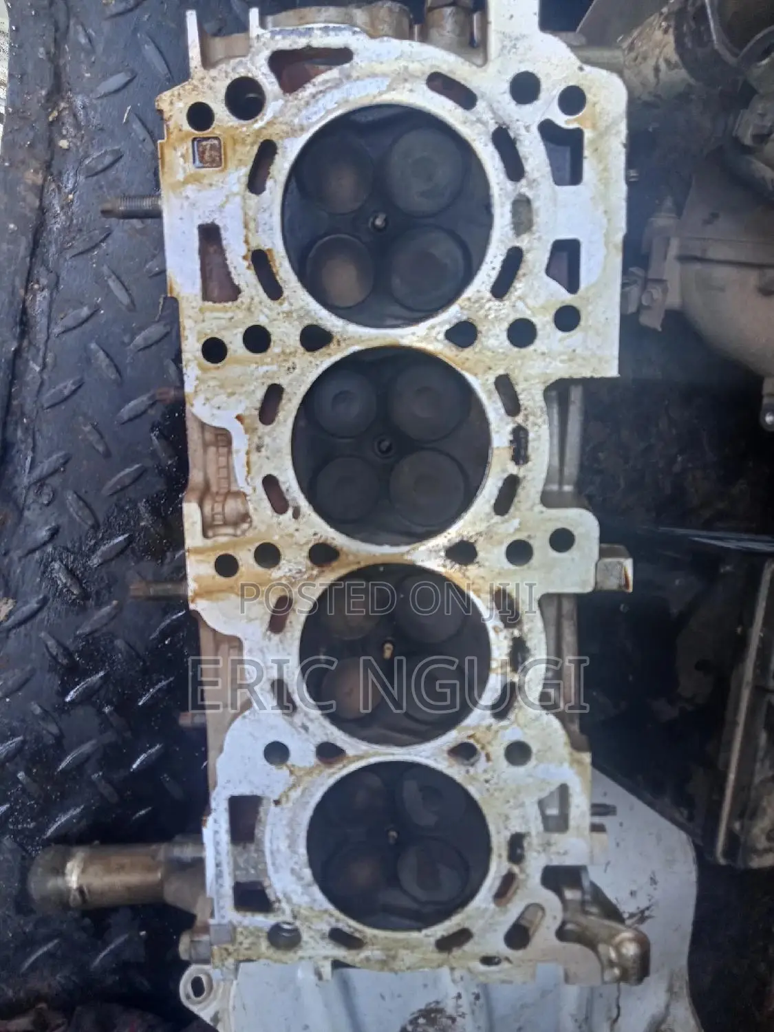 Nissan Caravan Cylinder Head