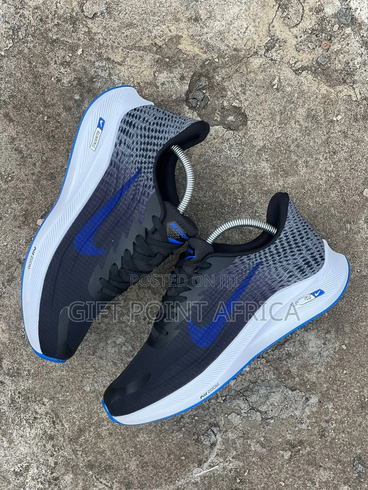 Nike Zoom Sports Sneakers