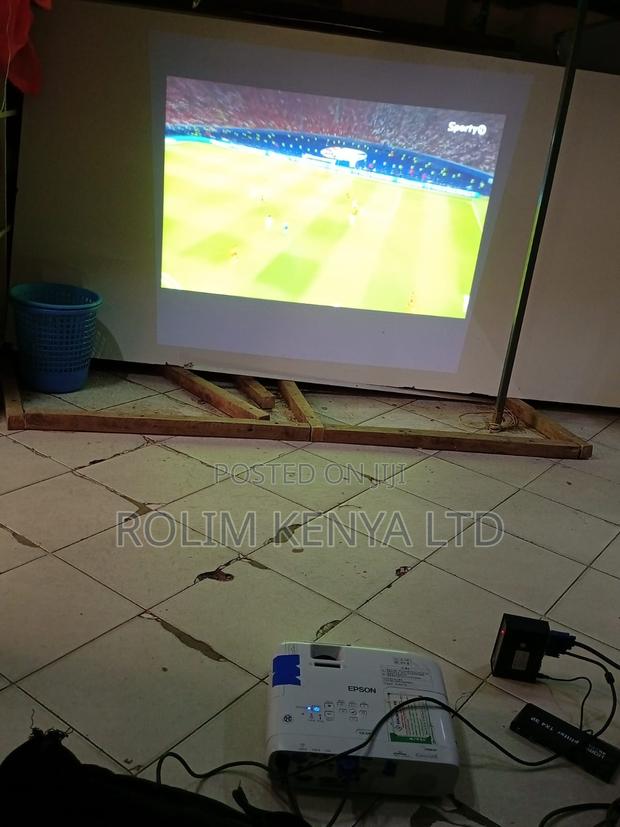 Projector for Hire in Indstrial Area