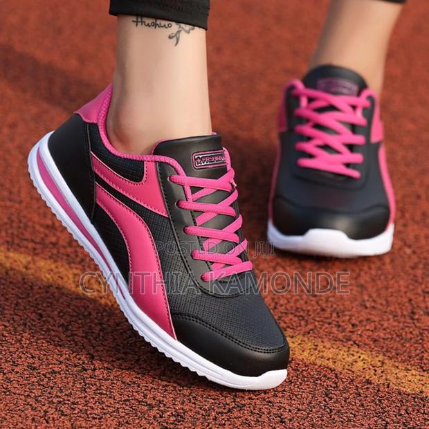 Women Sneakers - thumbnail 2