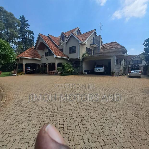 Furnished 7bdrm Mansion in Nyari for sale