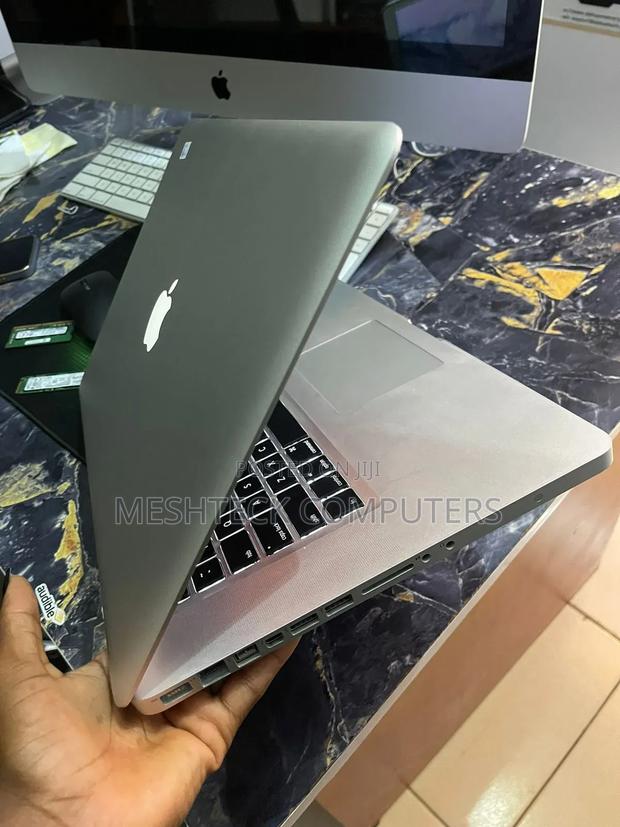 Laptop Apple MacBook Pro 2011 4GB Intel Core i7 SSD 256GB - thumbnail 2