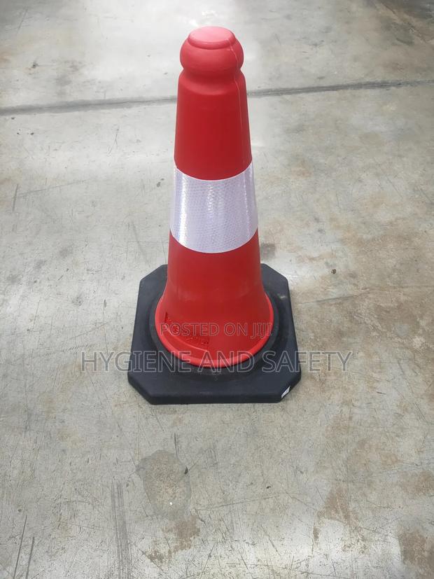 Traffic Cone - thumbnail 3