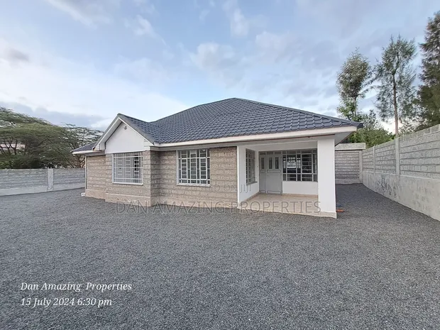 3bdrm Bungalow in Rongai Plus Store, Rimpa for sale