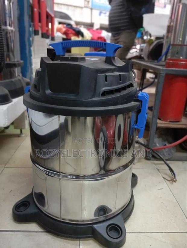 Vacuum Cleaner 20l - main view