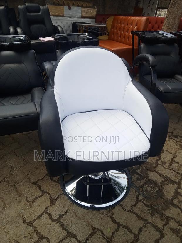 Salon Styling Chair - main view