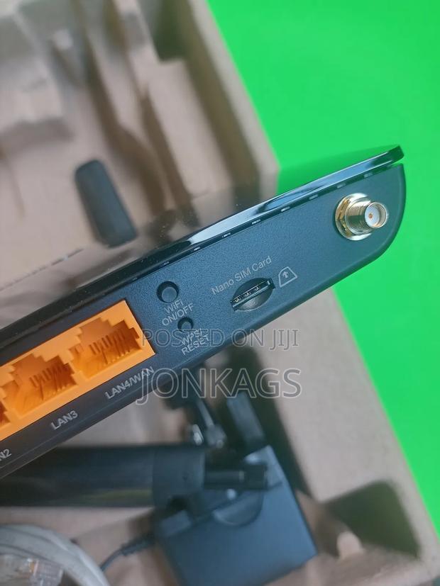 4G SIM Card Wifi Router - thumbnail 4