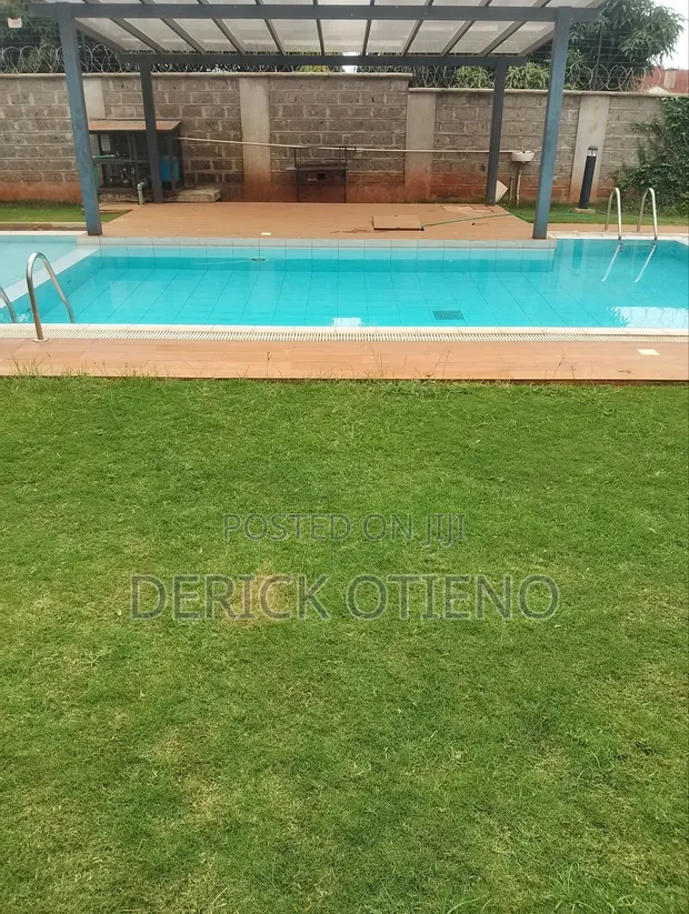 4bdrm Townhouse/Terrace in Loresho for sale
