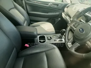 Subaru Outback 2017 Red