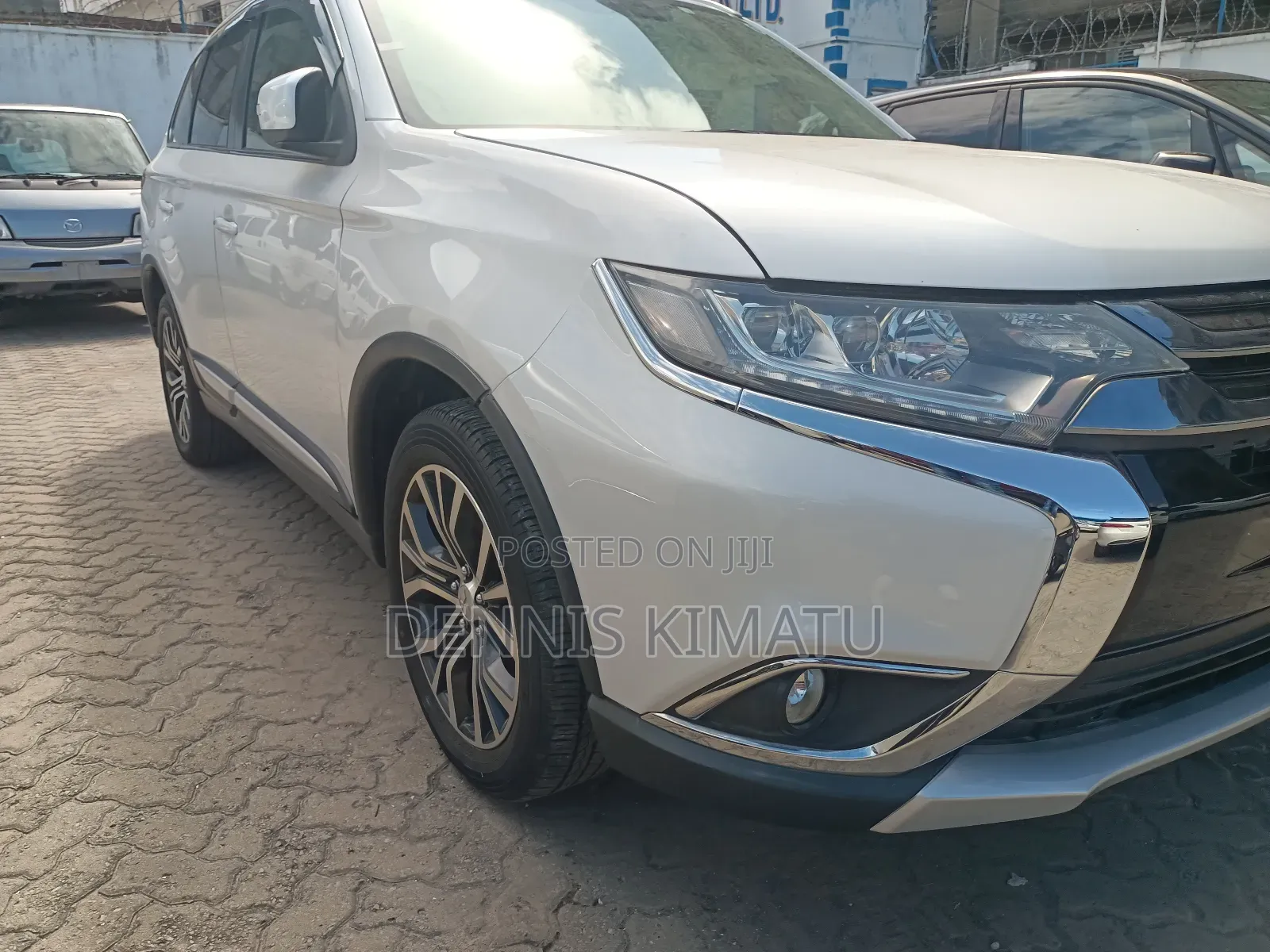 Mitsubishi Outlander 2017 White
