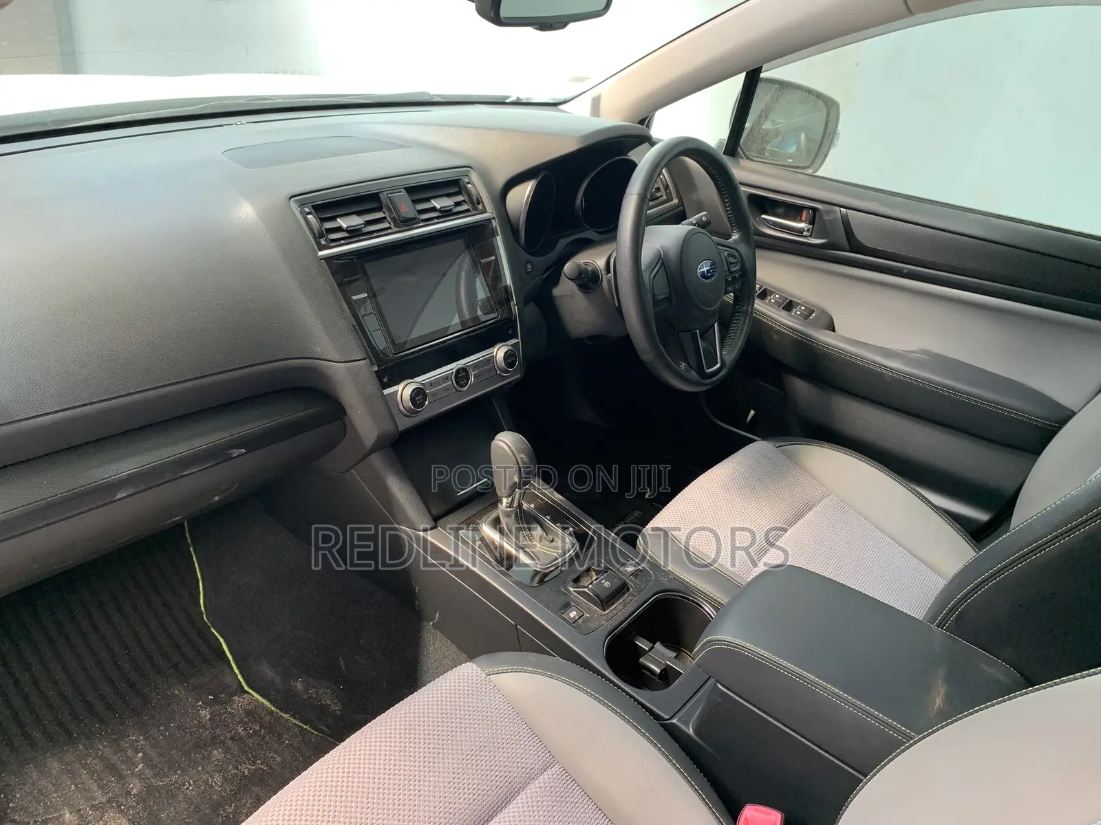 Subaru Outback 2.5i AWD 2017 Off white