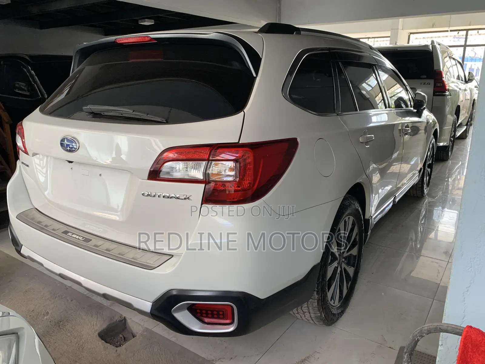 Subaru Outback 2.5i Limited AWD 2017 Pearl