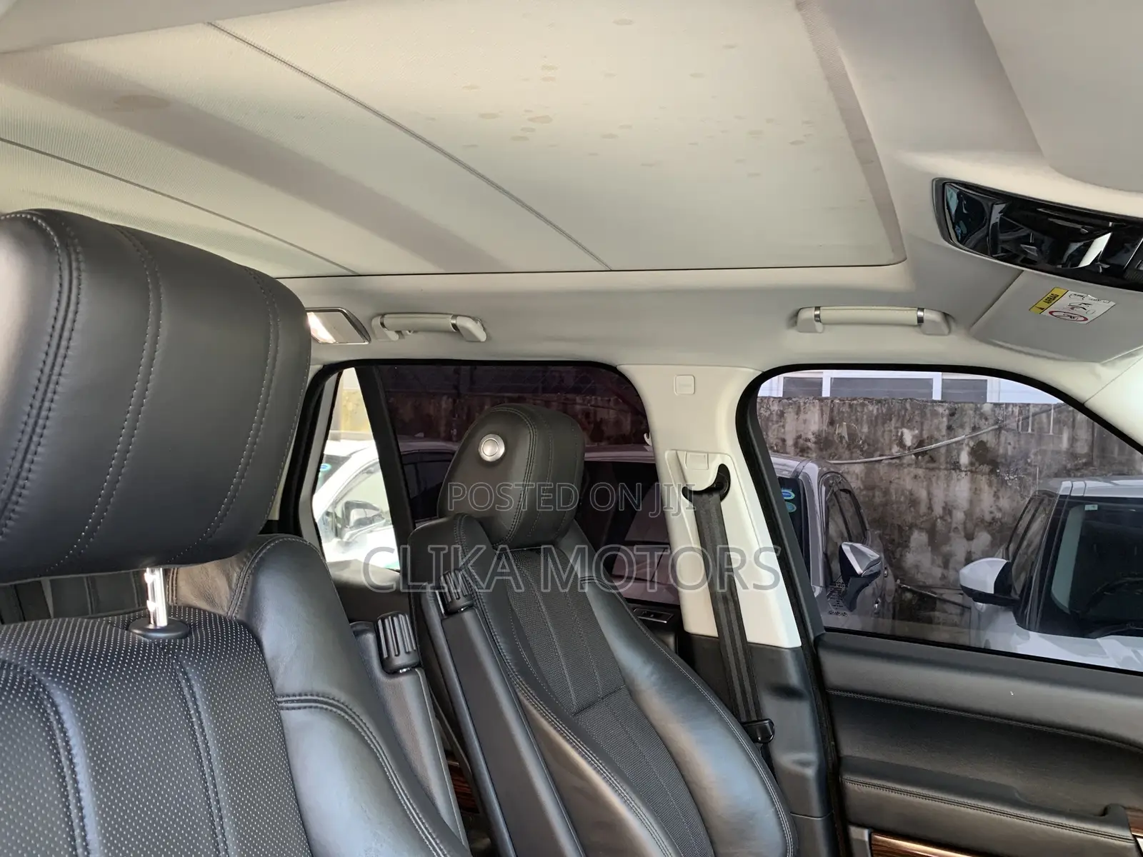 Land Rover Range Rover Vogue 2016 Gold