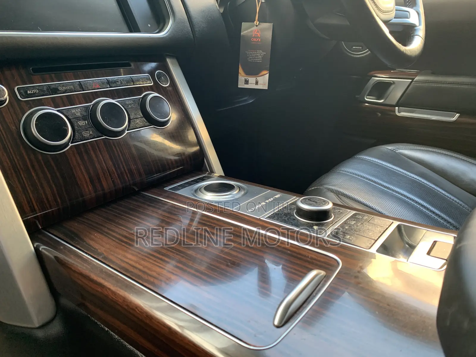 Land Rover Range Rover Vogue 2016 Gold