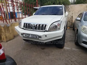 Toyota Land Cruiser Prado 2.7 i 2011 White