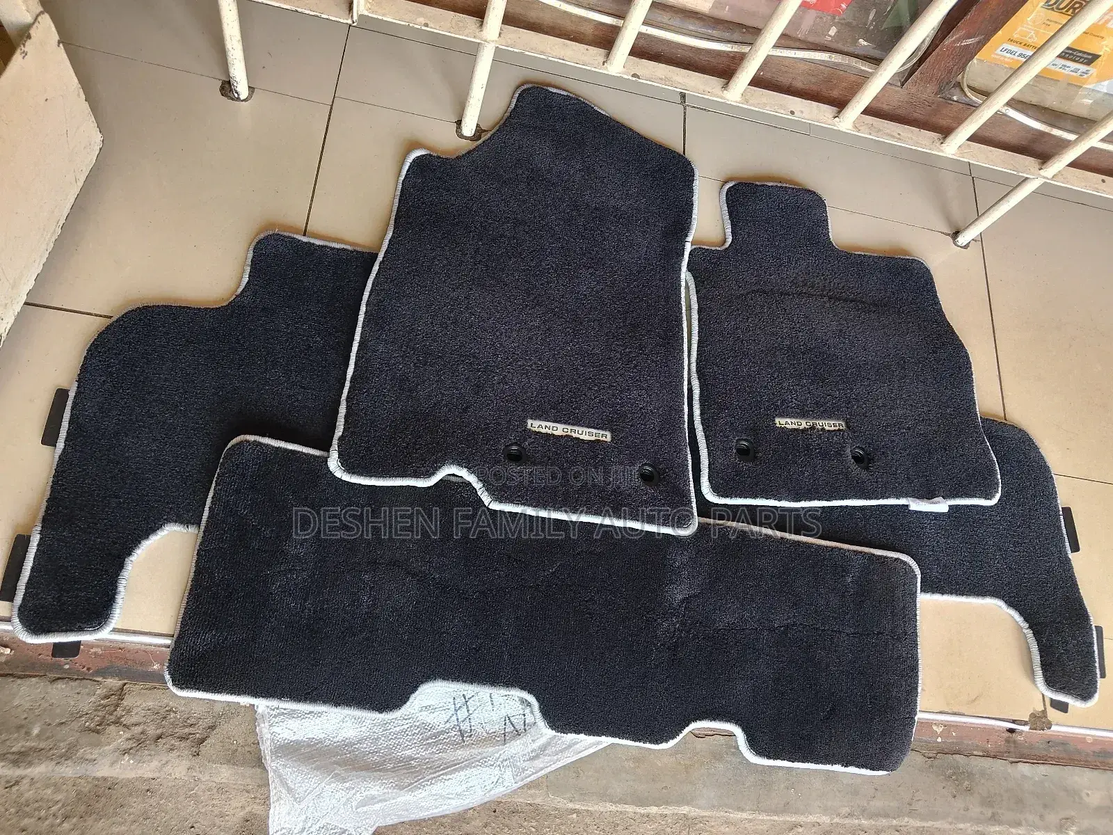 Land Cruiser V8 Lc200 Floor Mats