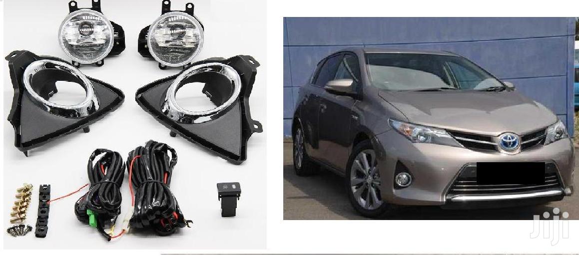 Toyota Auris 2013: Fog Lights Set With Chrome Cover Finish,