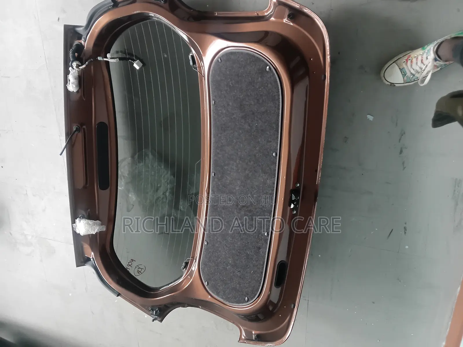 Rear Gate for Toyota Porte Ncp141
