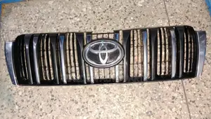 Toyota Prado 150 Grill