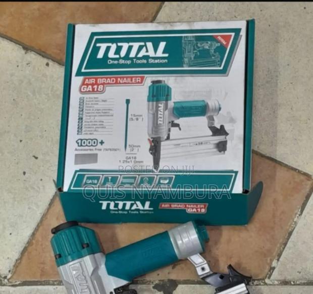 Nailer Gun, Total Brad Nailer Gun + 1000 Nails - main view