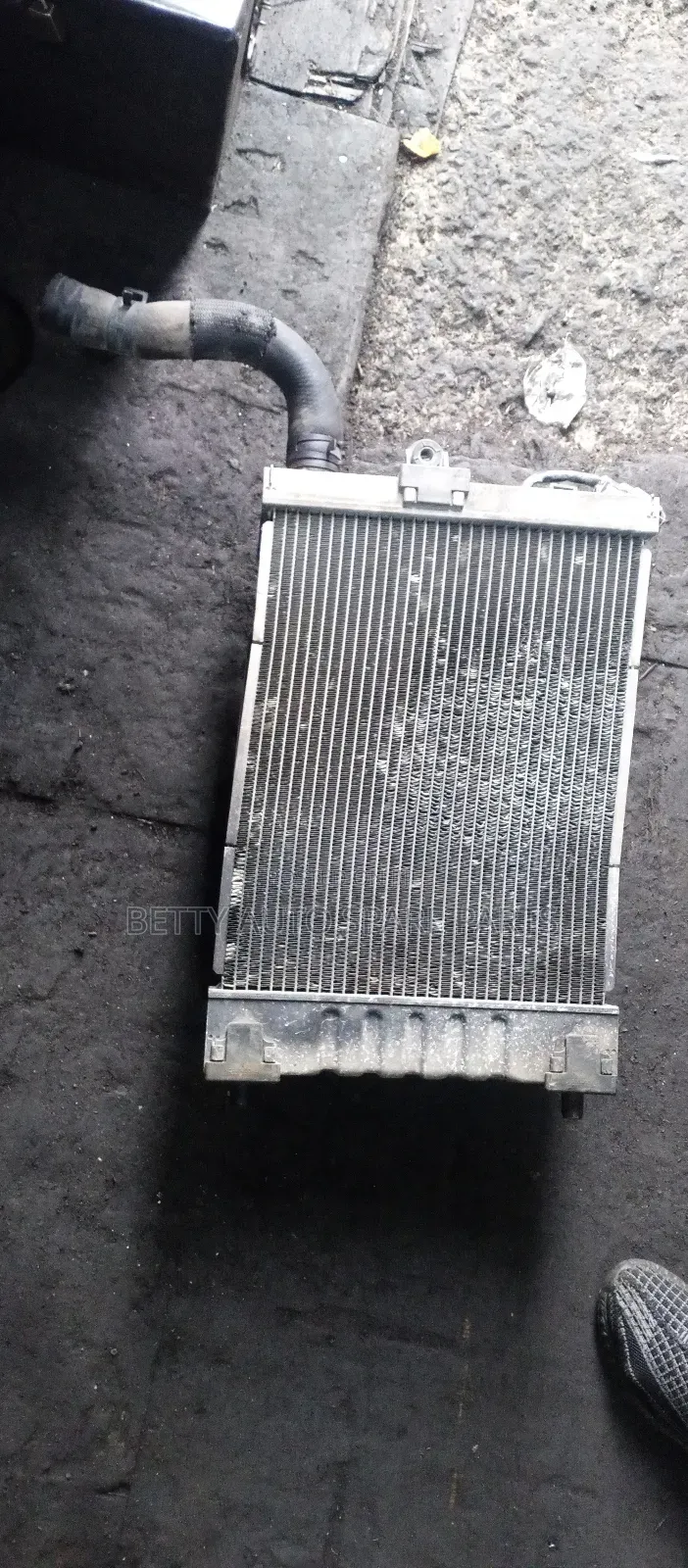 Toyota Hiace 7 L 1 Kd Radiator
