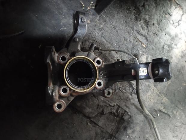 Toyota Hiace 7 L 4 Wd Knuckle