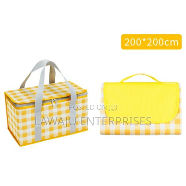 Small Outdoor Picnic Bag - main view