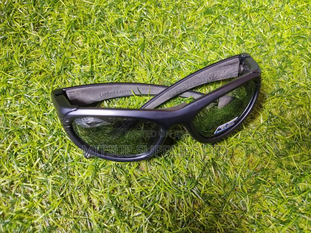 General Sport/Exercise Tough Goggle- Eye Protection American