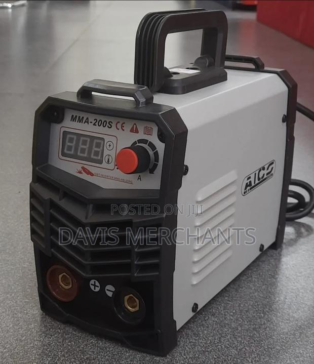 Welding Inverter With 200amps - main view