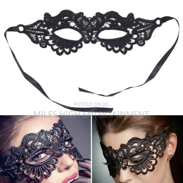 Ladies Laced Mask - thumbnail 3