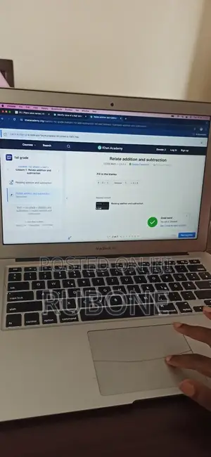 Laptop Apple MacBook Air 4GB Intel Core I5 SSD 128GB