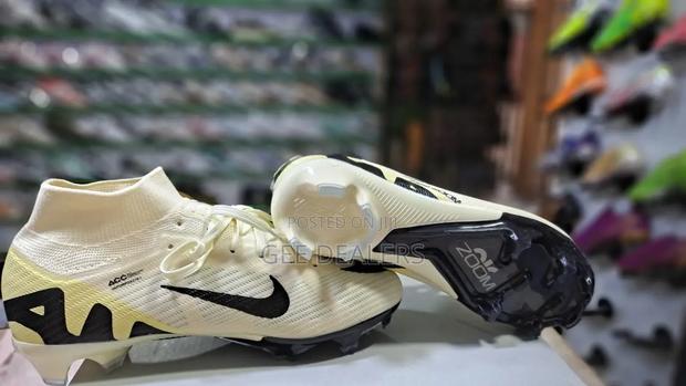 Nike Airzoom Vapor Football Boots/Air Zoom Soccer Boots