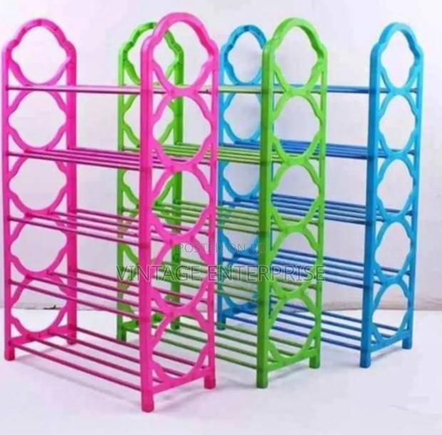 PLASTIC SHOE RACK .( Shoe Rack )