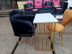 Manicure Table