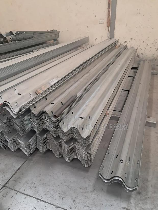 High Quality Galvanized Guardrails-4.3m - main view