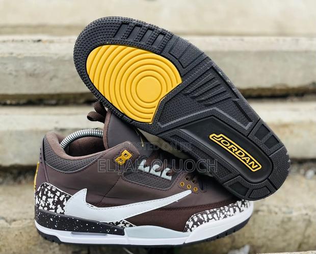 Air Jordan 3 Retro - thumbnail 3