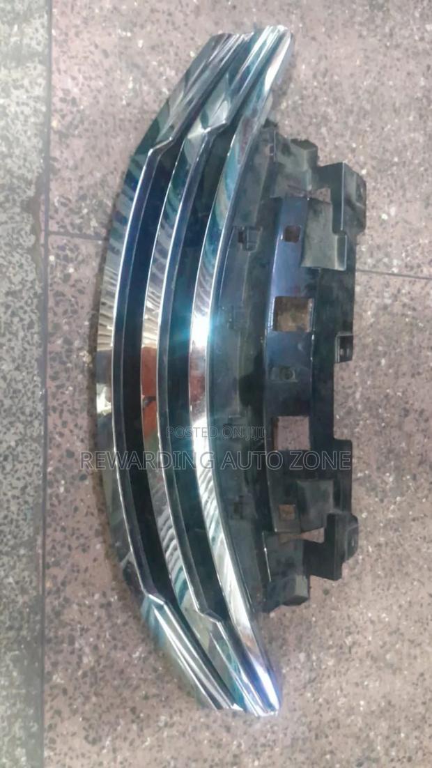 Nissan Note Rider Grille. 2013.