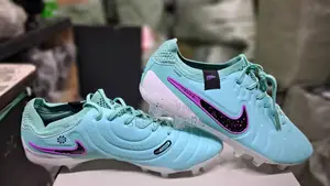Nike Tiempo Soccer Boots >Tiempo Football Boots