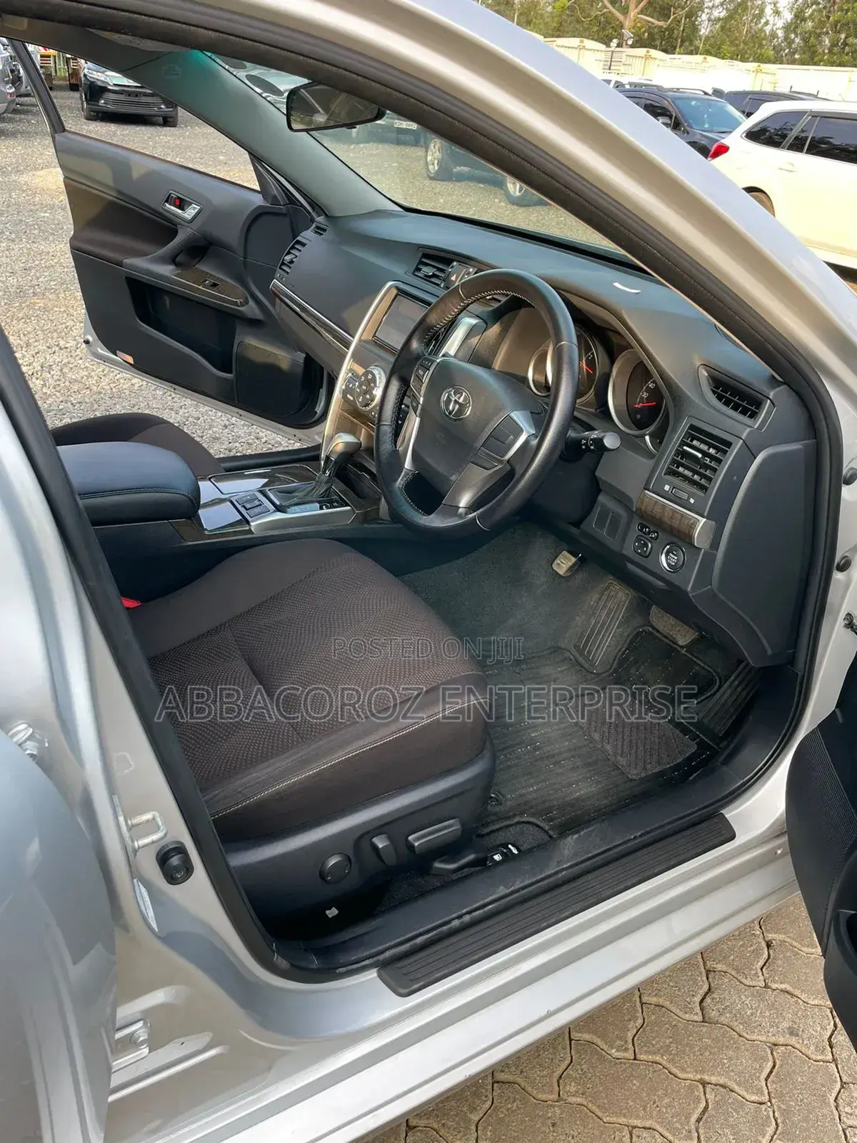 Toyota Mark X 2.5 RWD 2017 Silver