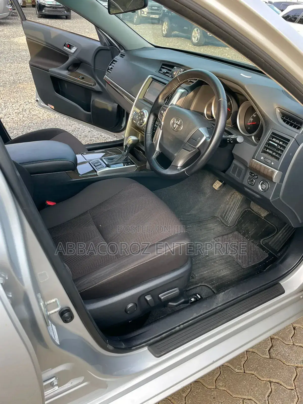 Toyota Mark X 2.5 RWD 2017 Silver