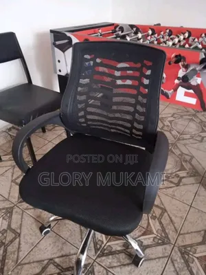 Quality Brand New Office Chair and Desk