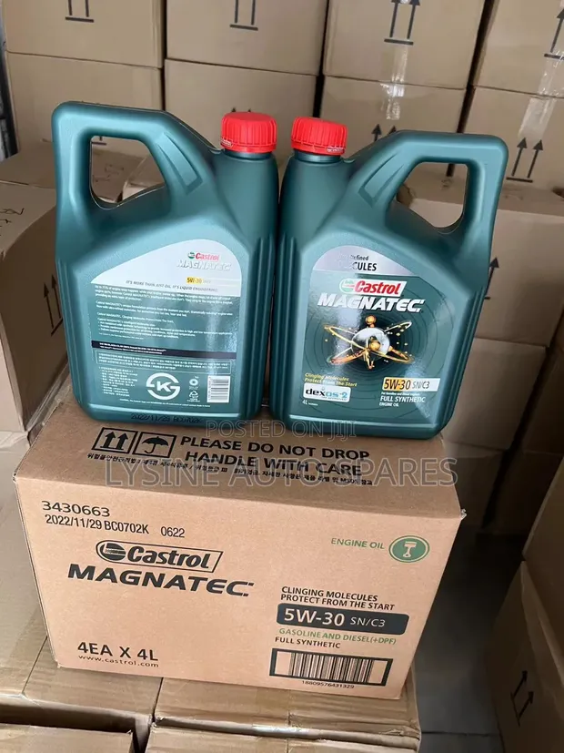 Castrol Edge Long Life Engine Oil - 5W-30 - 4ltr | Euro Car Parts - View #3