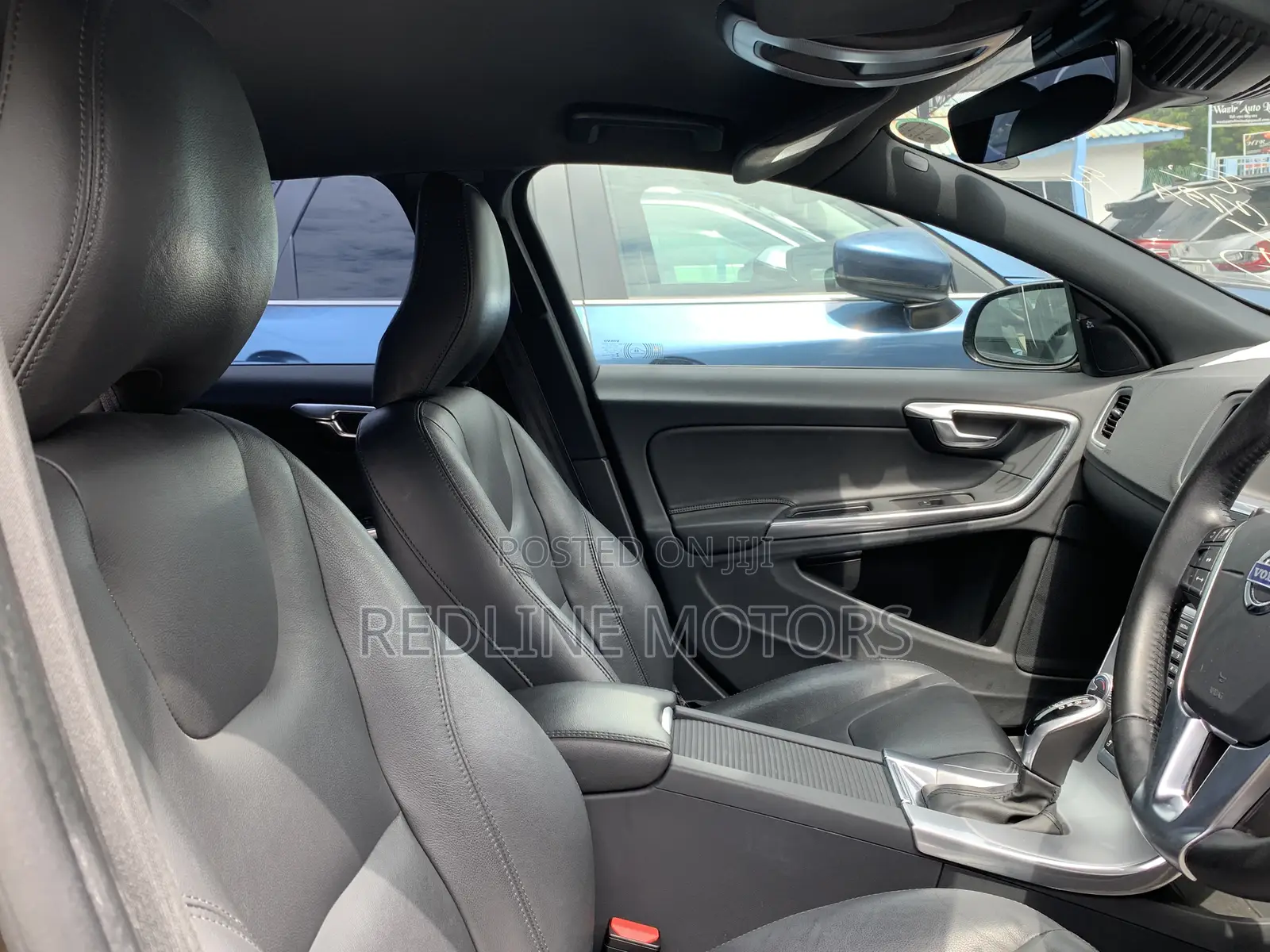 Volvo V60 2017 Brown