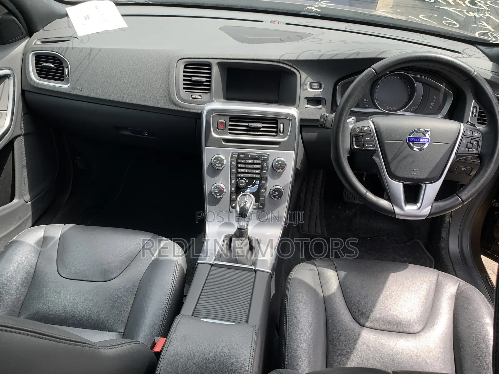 Volvo V60 2017 Brown