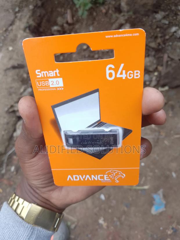 64GB Advance Metallic Flashdisk 2.0 Speed - thumbnail 3